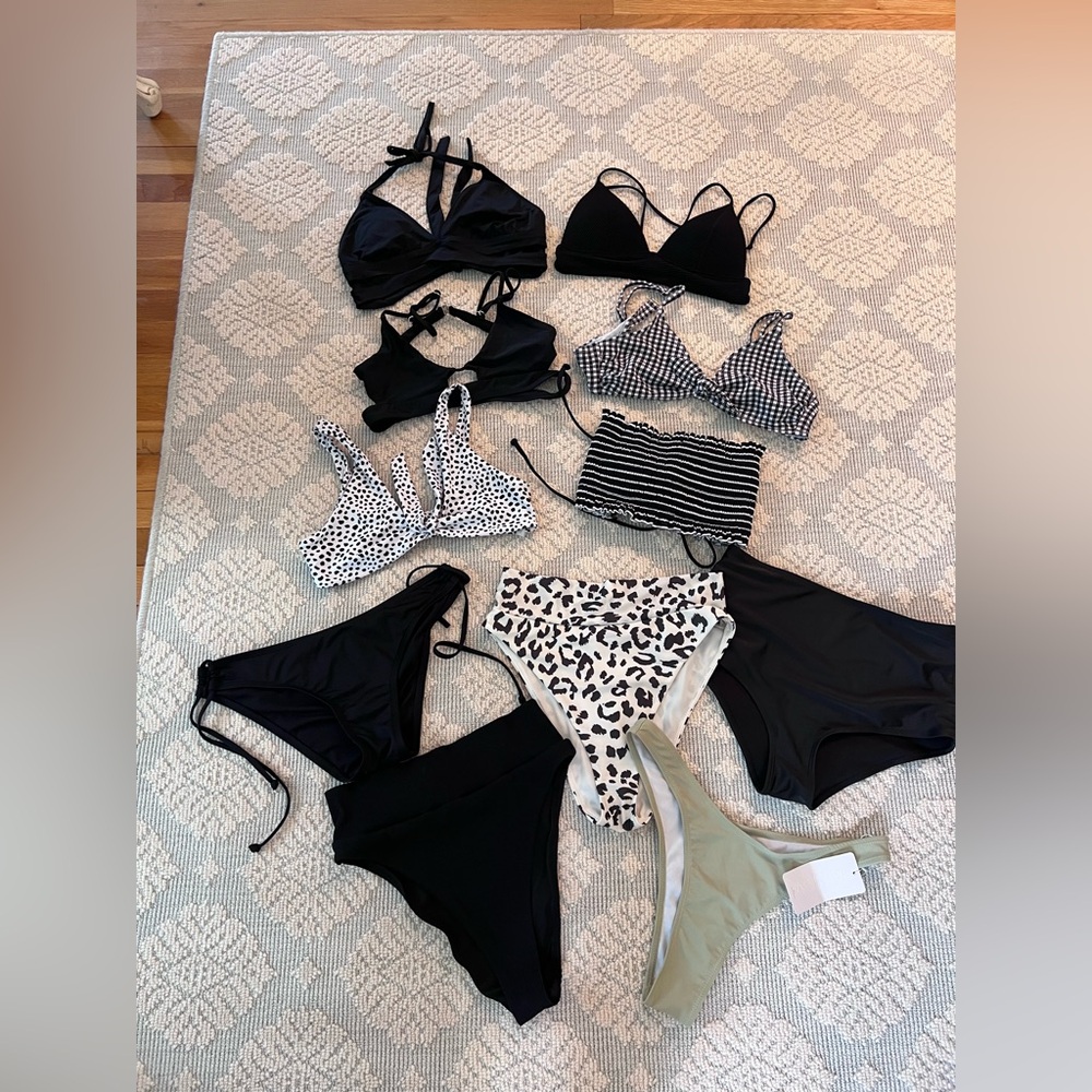 Stylish Black and White Women's bikinis